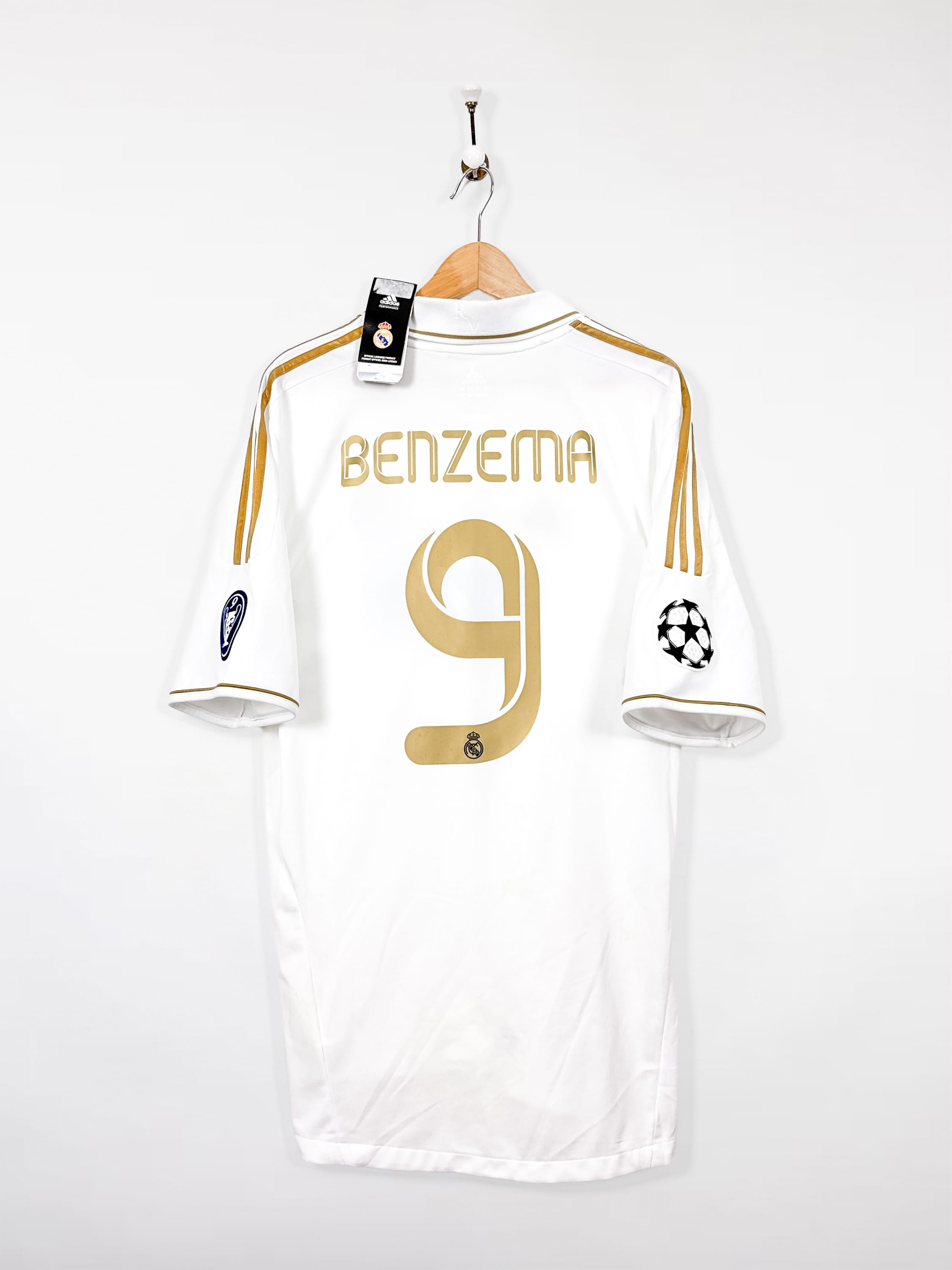 Flocage Officiel - Réal Madrid, Benzema Ballon D'Or, 2022/2023, Home Flocage Officiel - Réal Madrid, Benzema Ballon D'Or, 2022/2023, Home