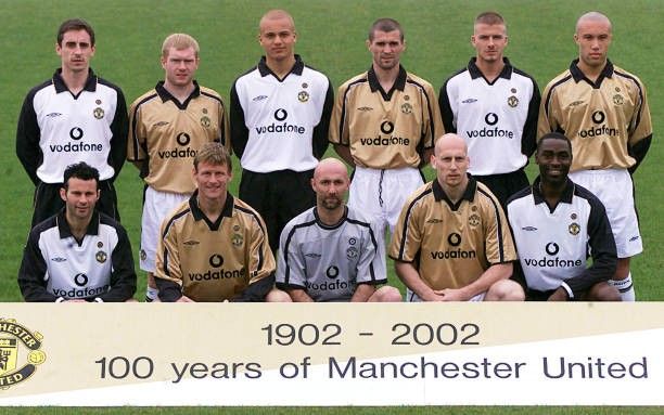 Manchester United 2001/02 Centenaire (XL)