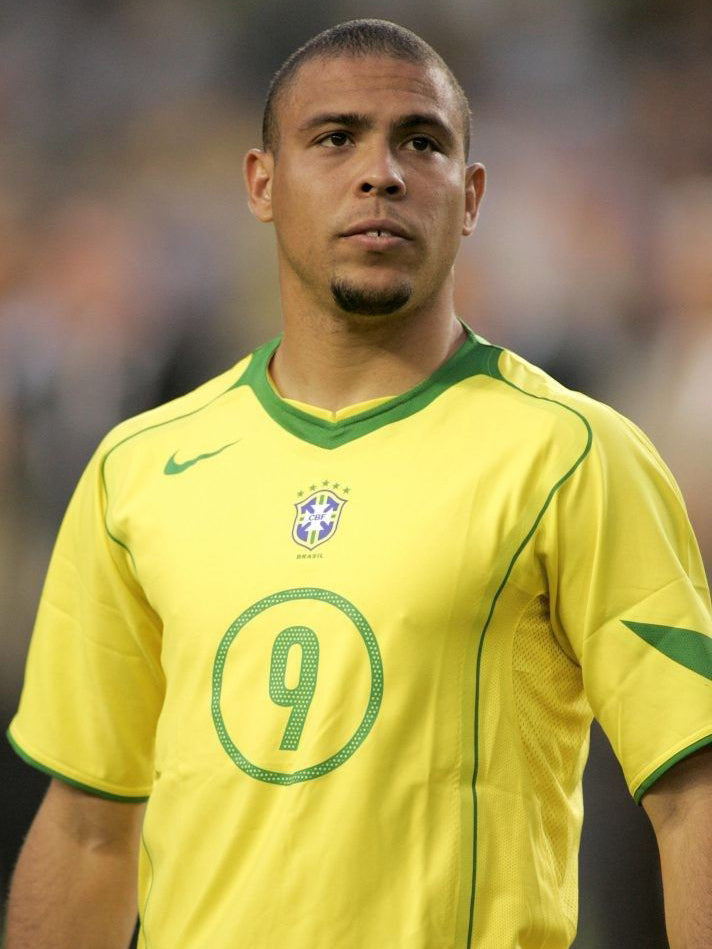 Brazil Limted Edition Boxed 2004 RONALDO #9 – Nike T90 Player Issue