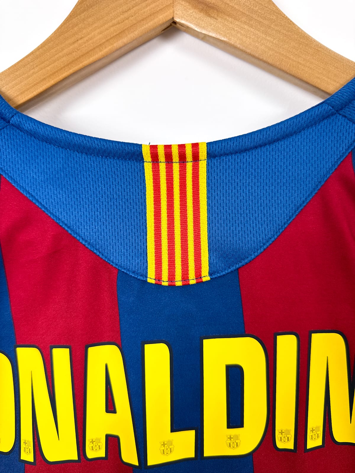 FC Barcelone 2005/06 Home (M) RONALDINHO #10