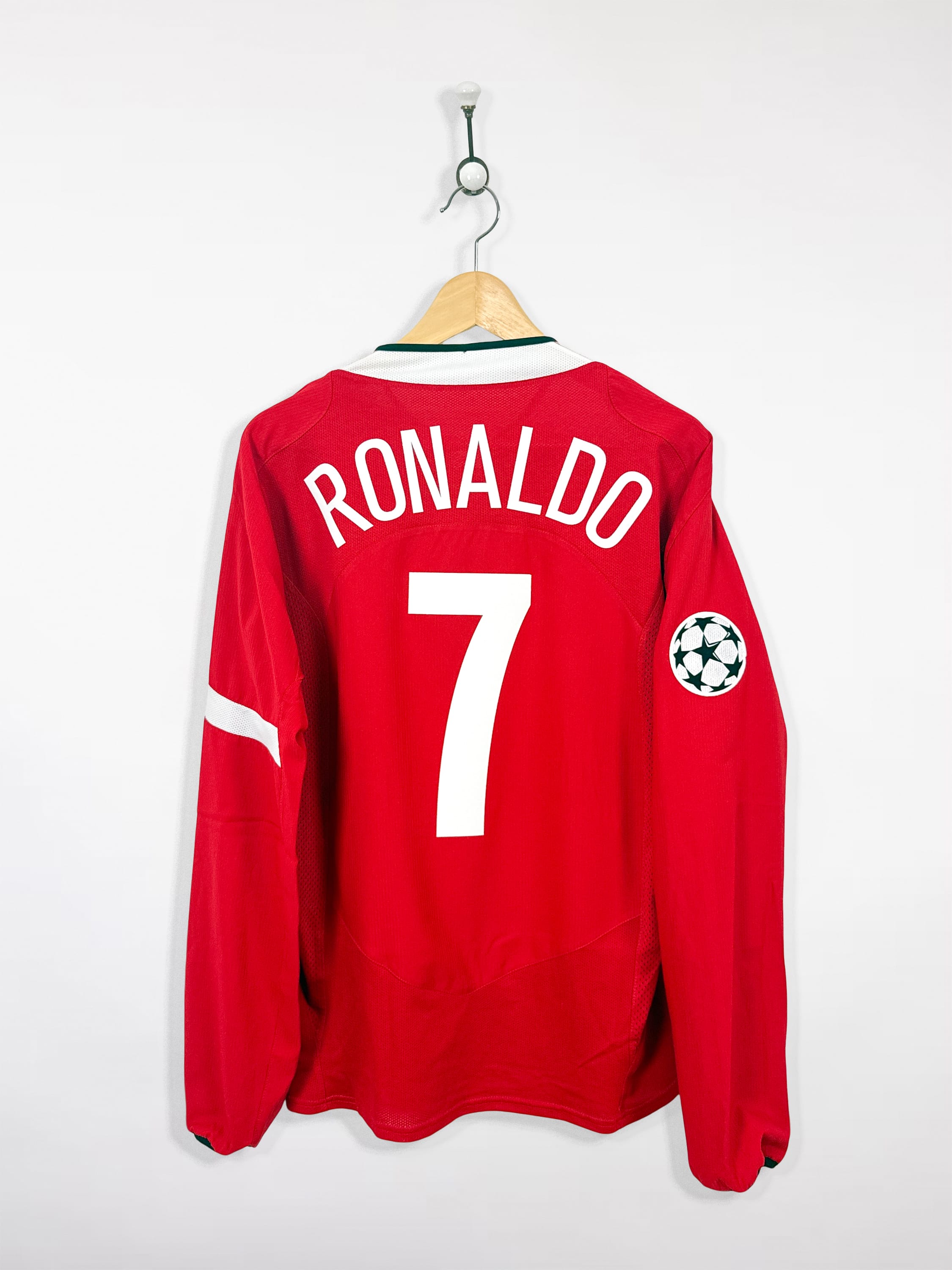 Manchester United 2004/06 Home (M) RONALDO #7 CL