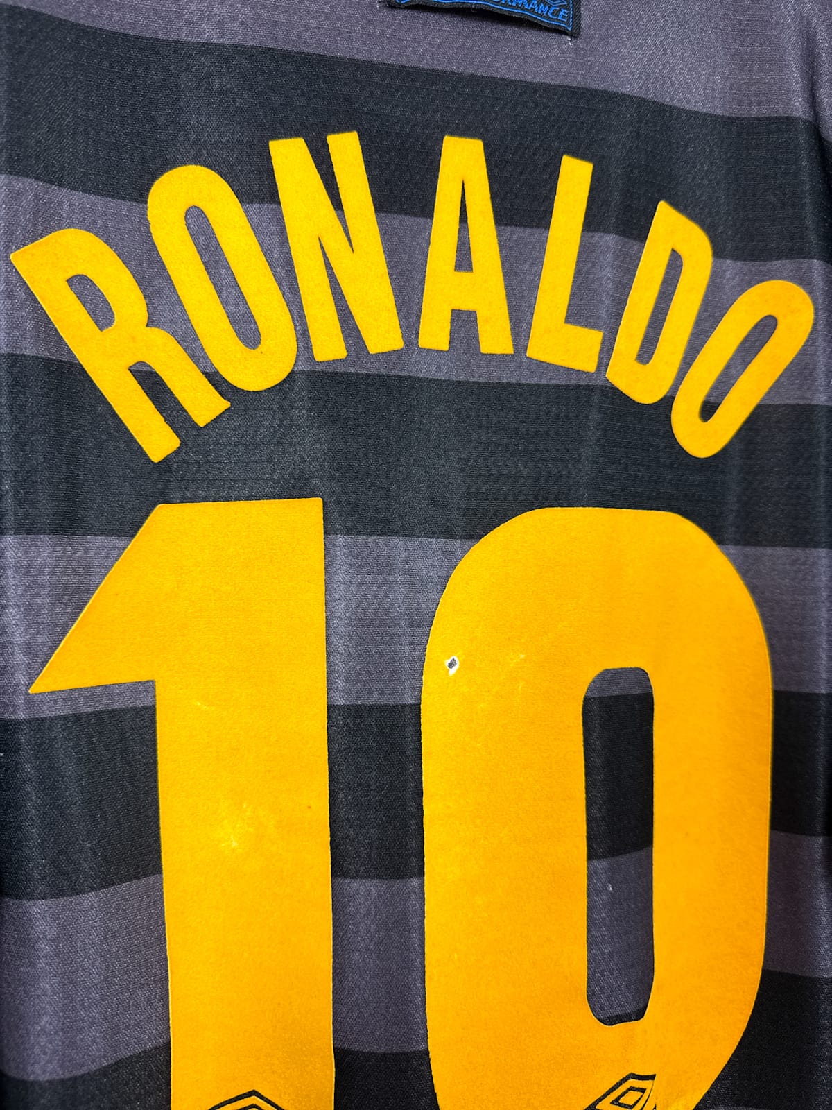 Inter Milan 1997/98 Third (L) RONALDO #10