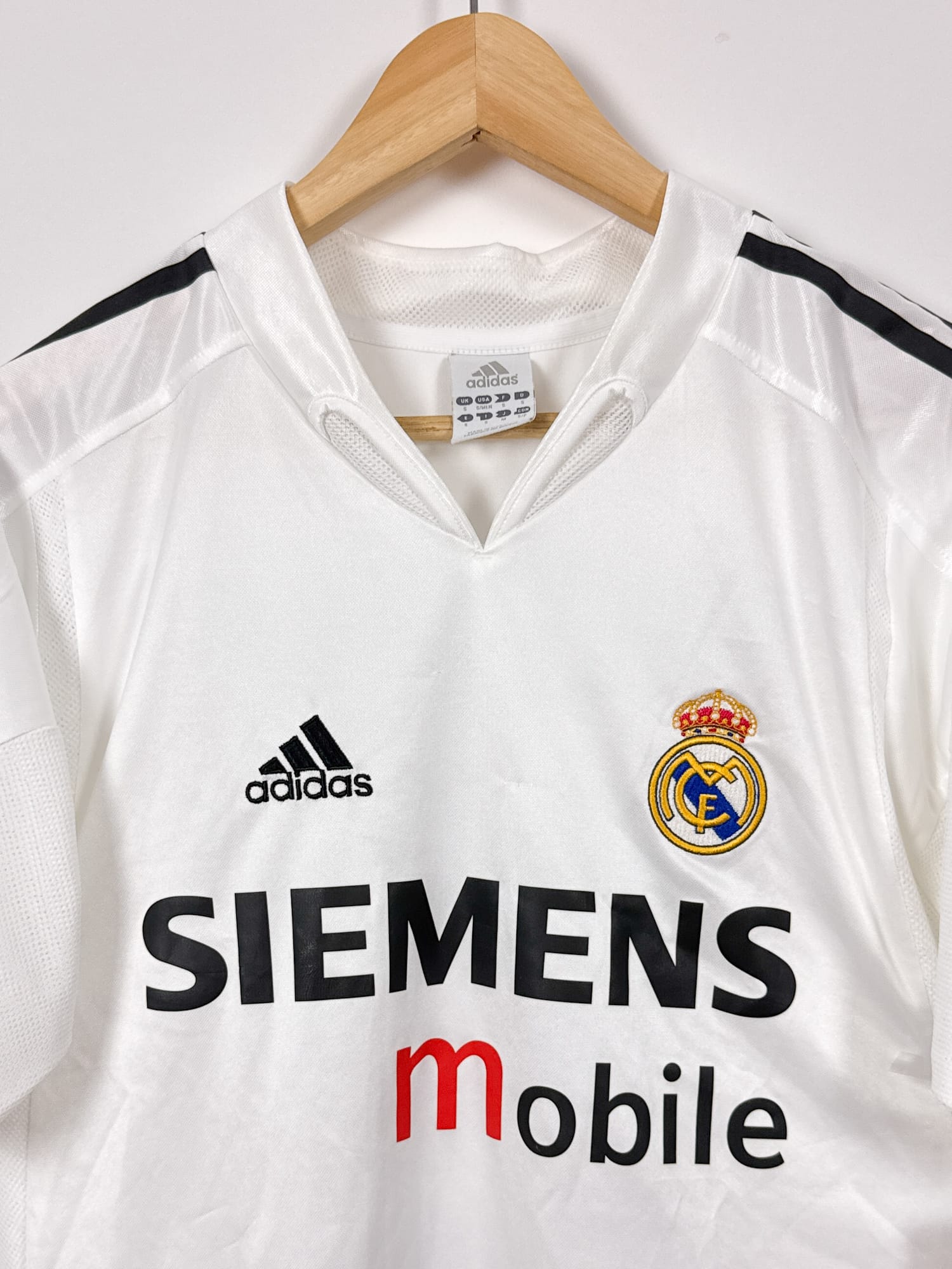 Real Madrid 2004/05 Home (S) BECKHAM #23