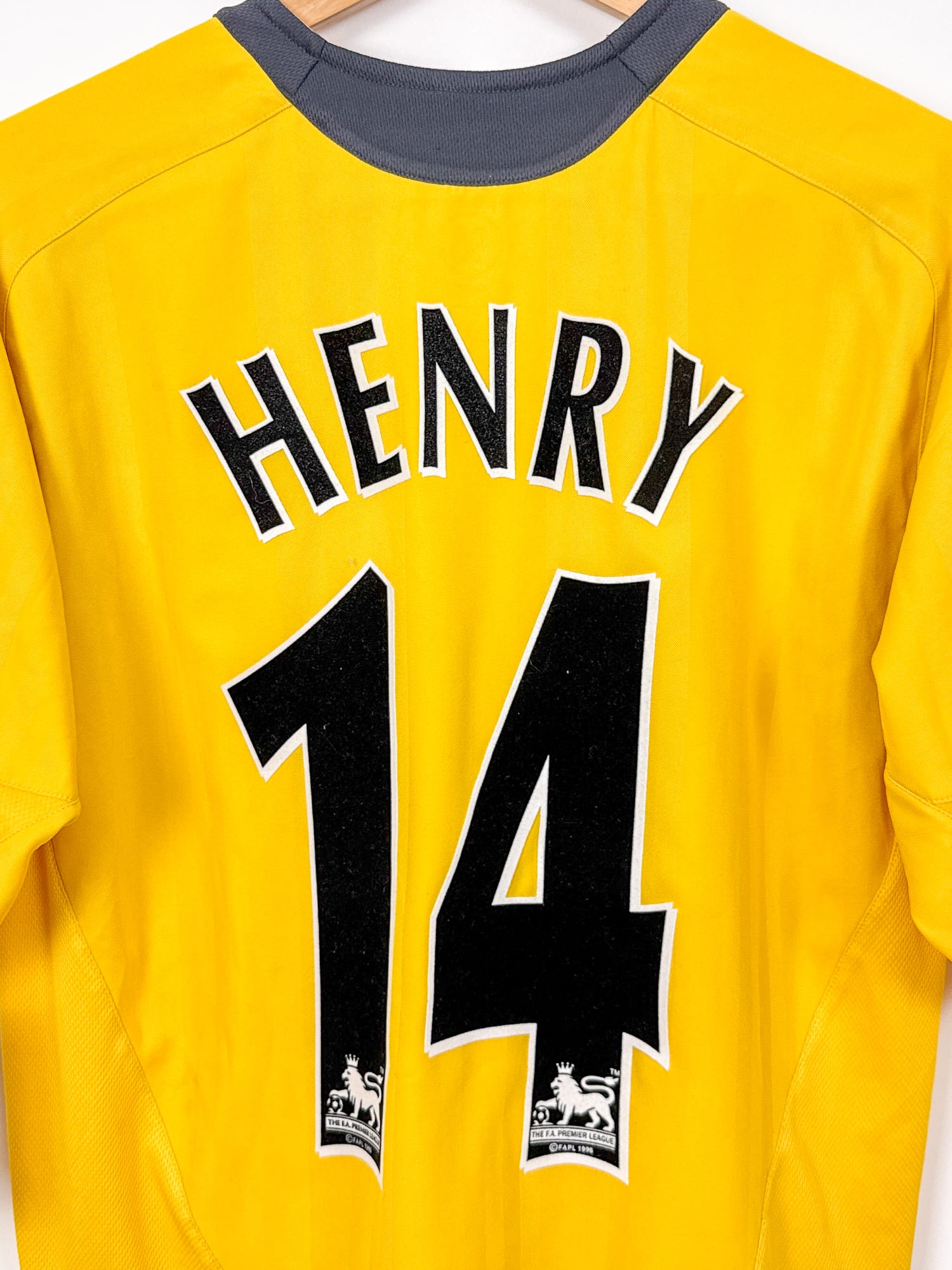 Arsenal 2005/06 Away (M) HENRY #14