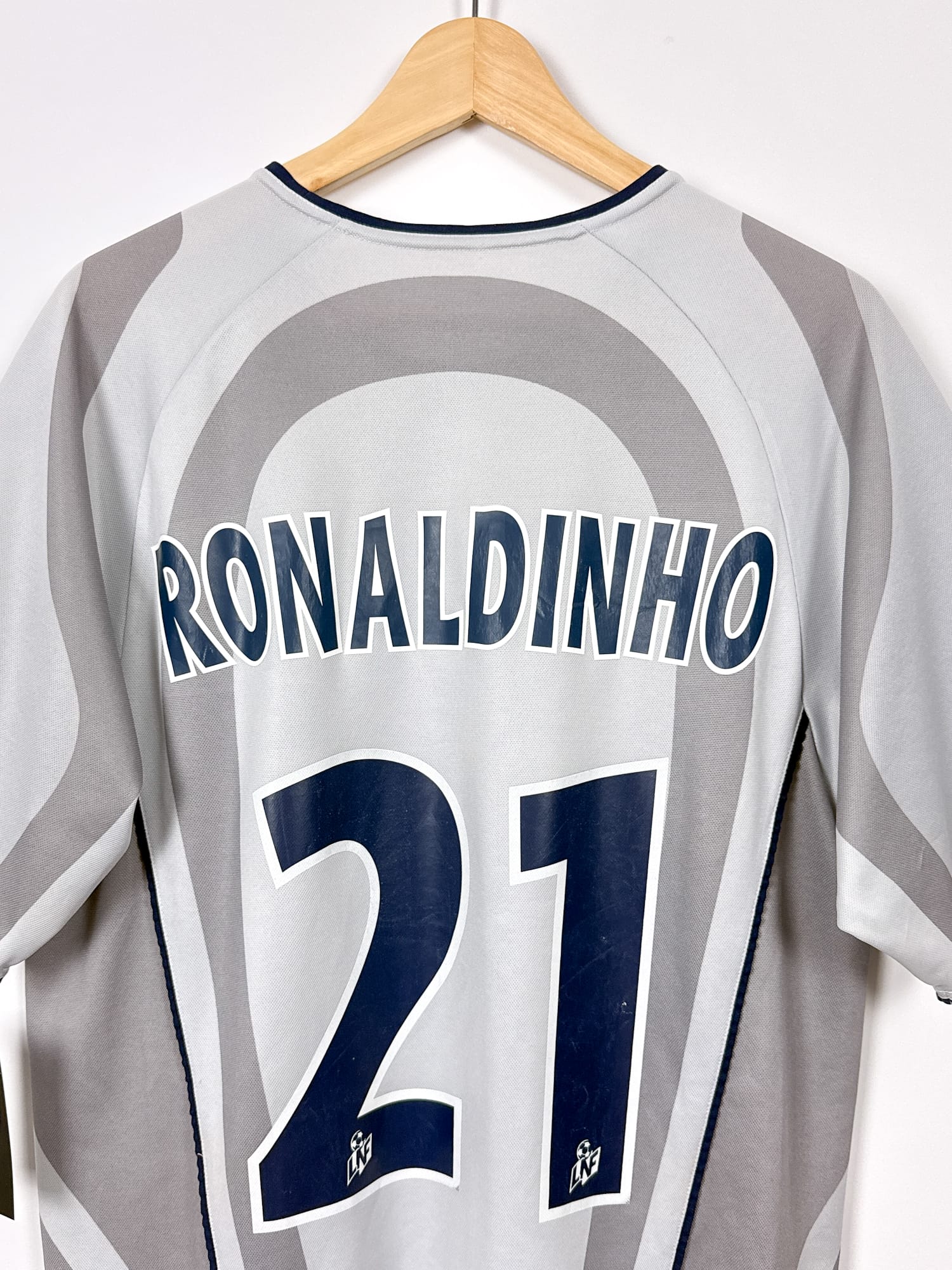 Paris Saint-Germain 2001/02 Away (M) RONALDINHO #21
