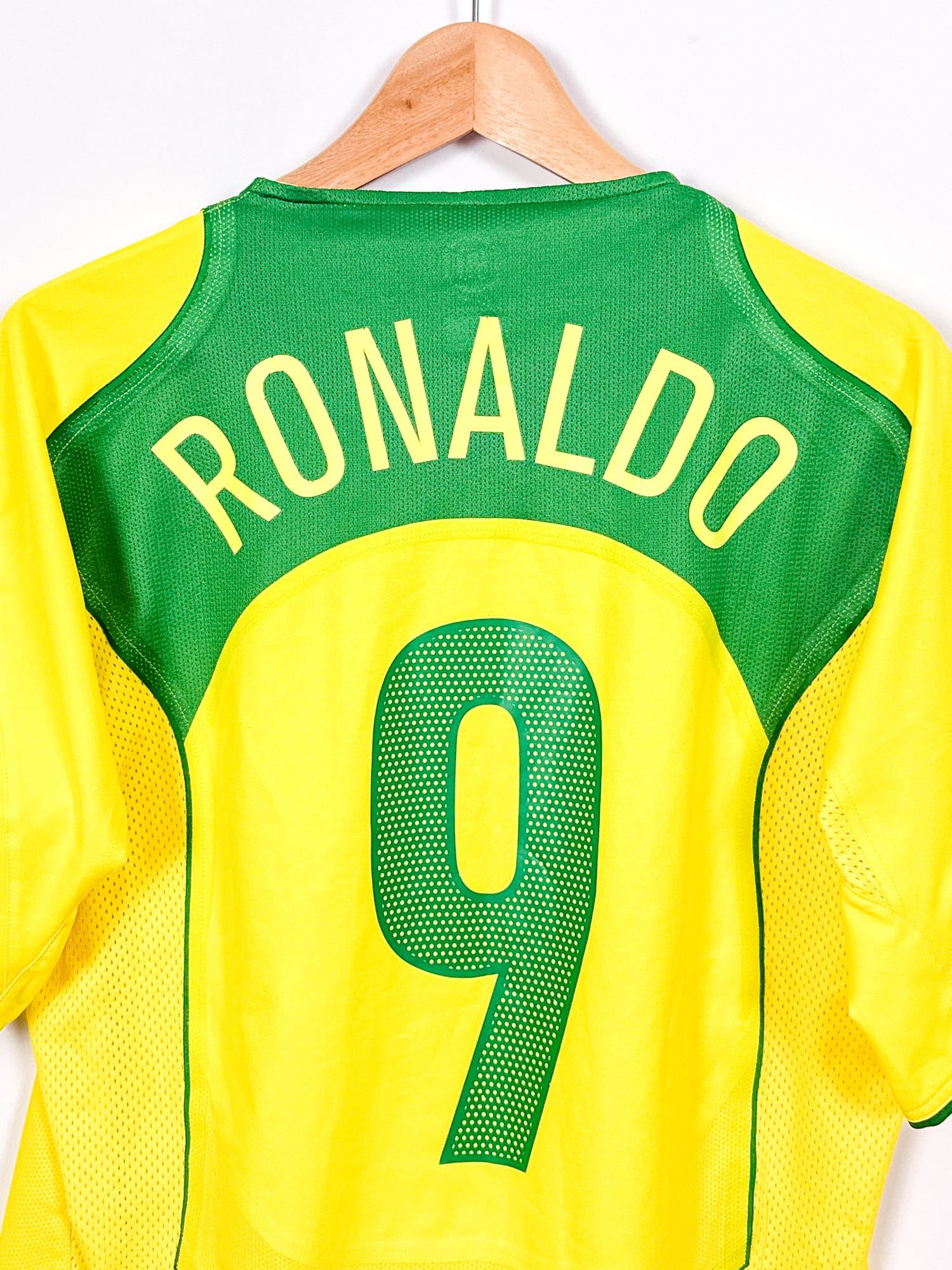 Brazil Limted Edition 2004 RONALDO #9 – Nike T90 Player Issue