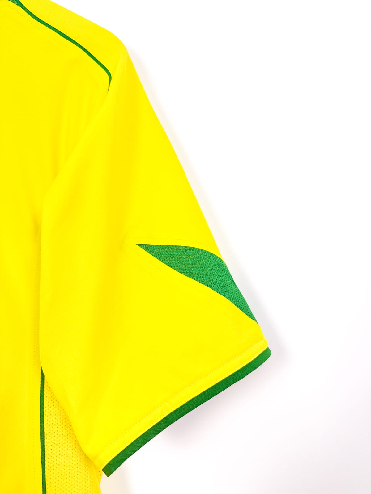 Brazil Limted Edition 2004 RONALDO #9 – Nike T90 Player Issue