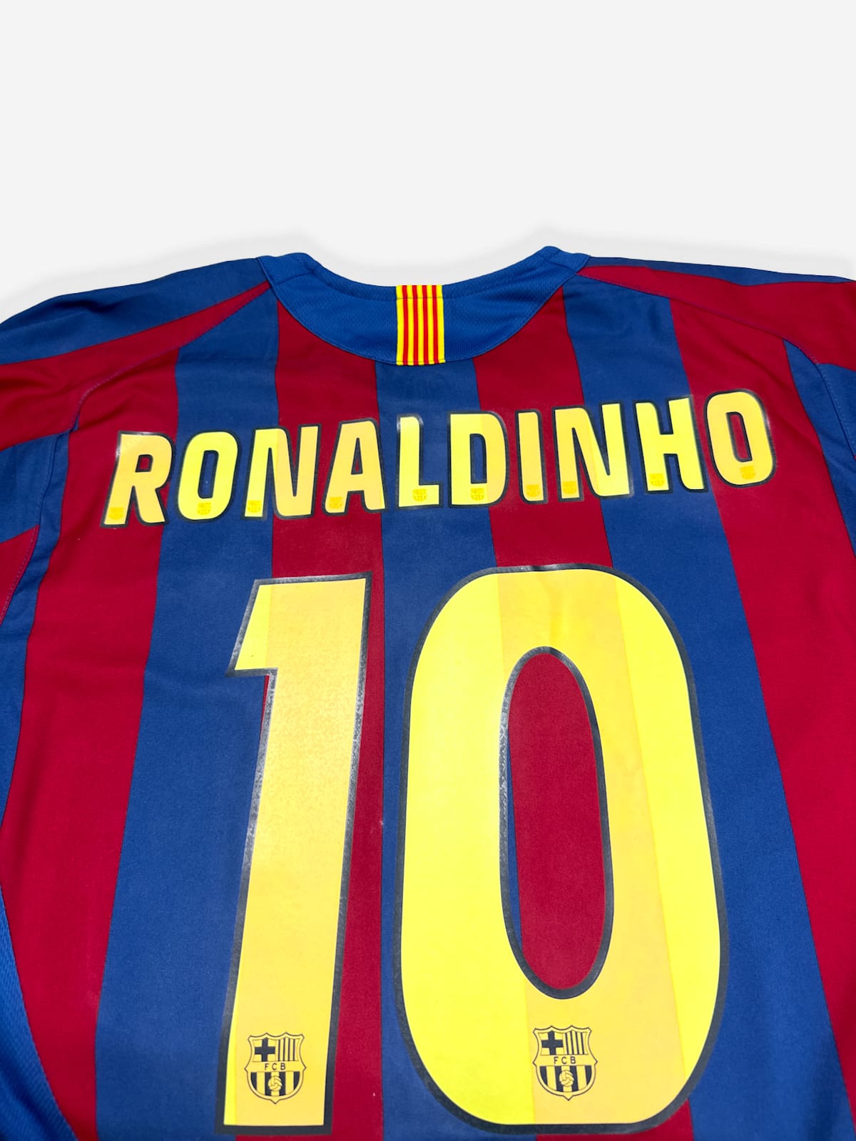 FC Barcelona 2005/06 Home (L) RONALDINHO #10 L/S