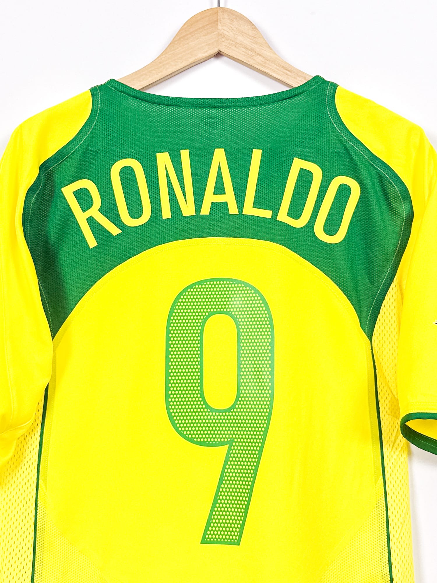 Brazil 2004 Fifa 100th (L) RONALDO #9 – Reissue 2025