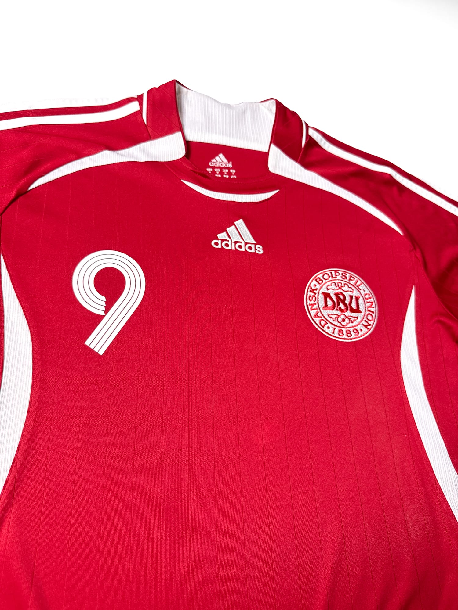 Maillot Danemark 2006 Home (M) TOMASSON #9