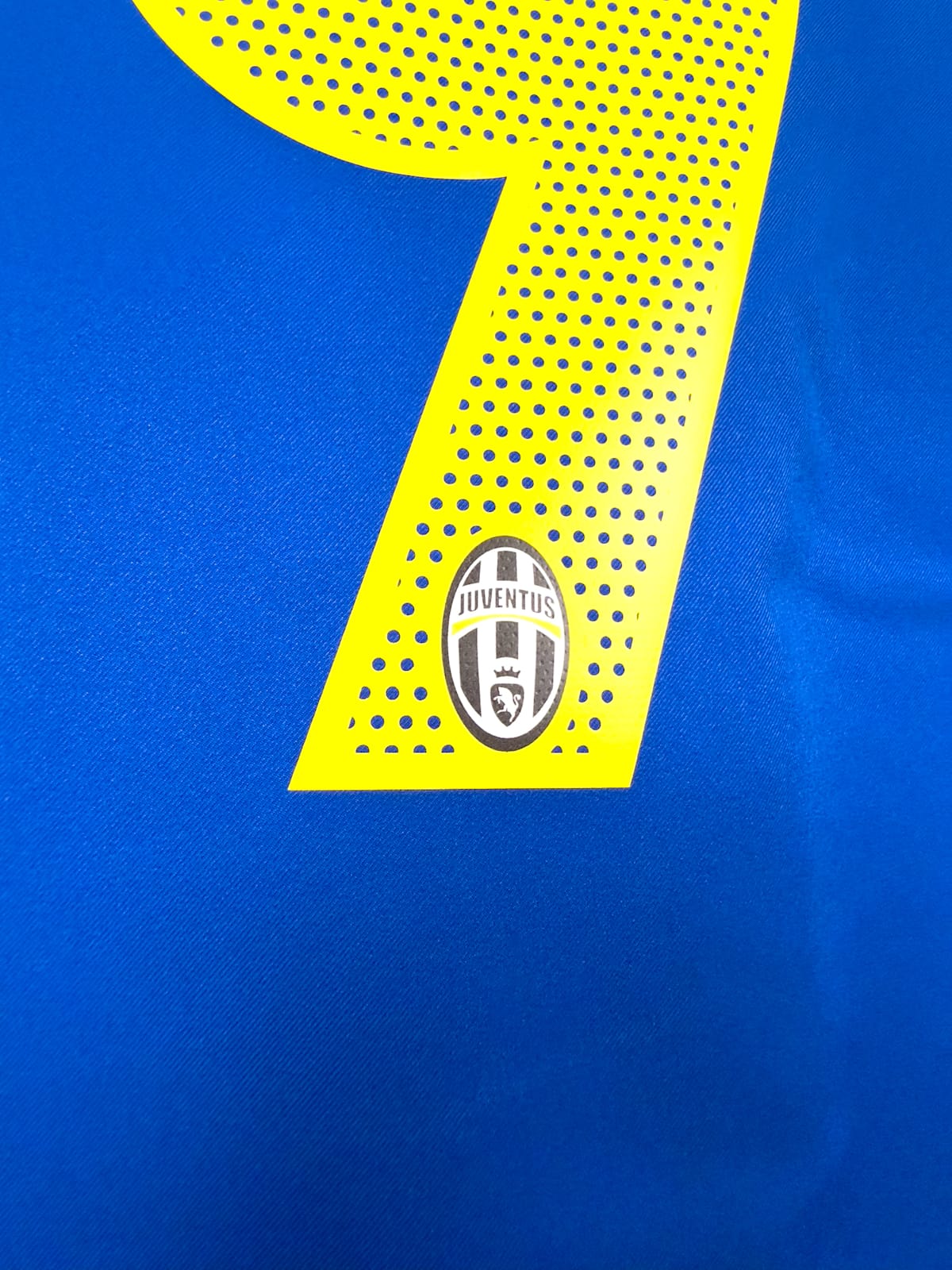 Juventus 2004/05 Third (L) IBRAHIMOVIĆ #9