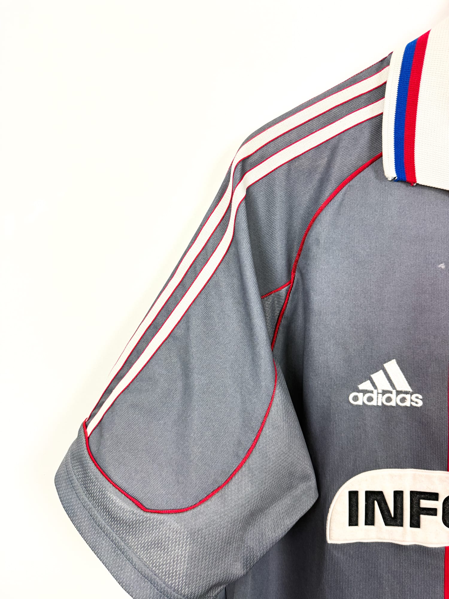 Olympique Lyonnais 2000/01 Away (M)