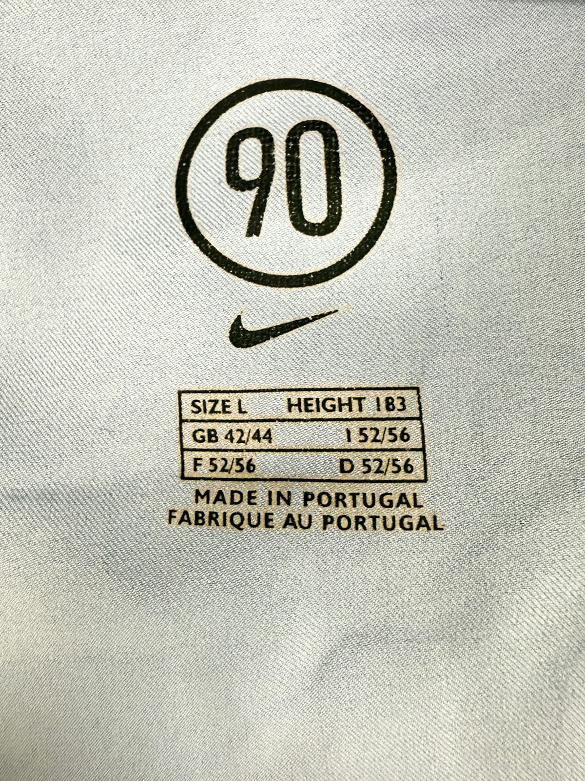 FC Barcelona 2004/05 Home (L) RONALDINHO #10 – Player Issue