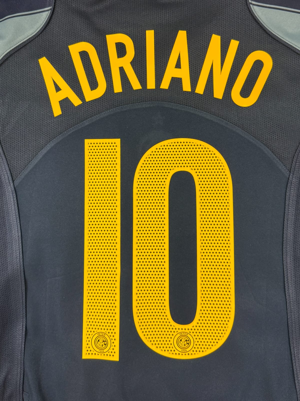 Inter Milan 2004/06 Third (M) ADRIANO #10