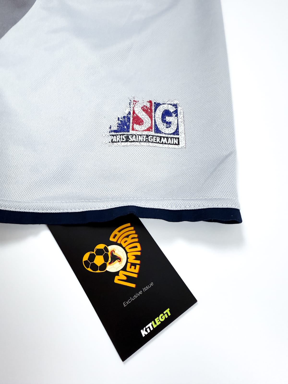 Paris Saint-Germain 2001/02 Away (M) RONALDINHO #21