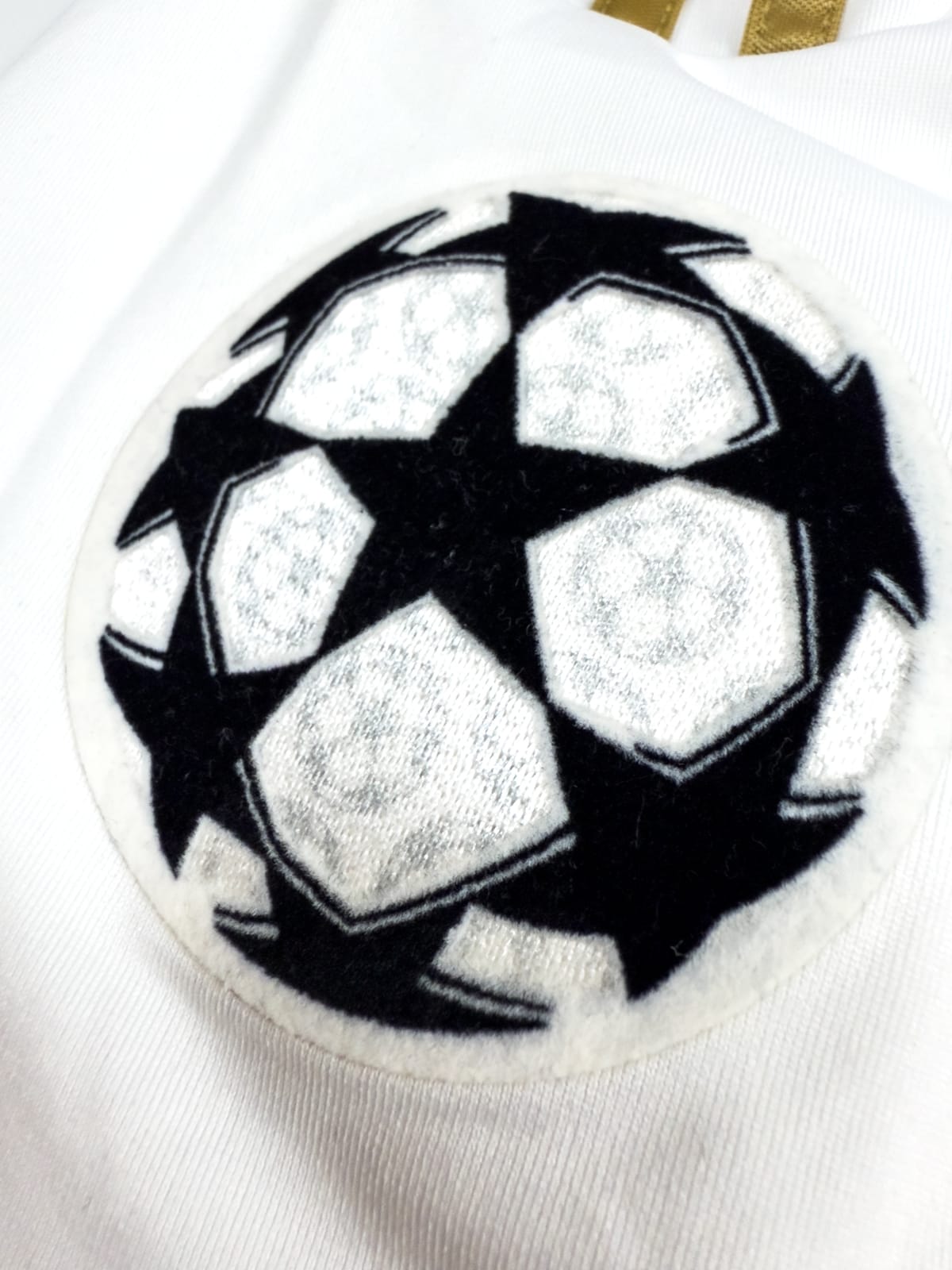 Real Madrid 2011/12 Home (XL) BENZEMA #9 – UCL Collector Set