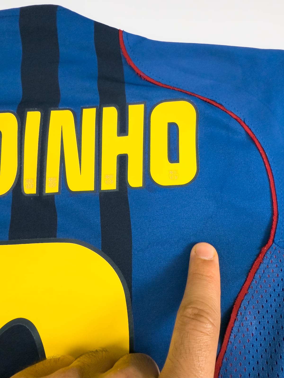 FC Barcelone 2004/05 Away (M) RONALDINHO #10 Player Issue
