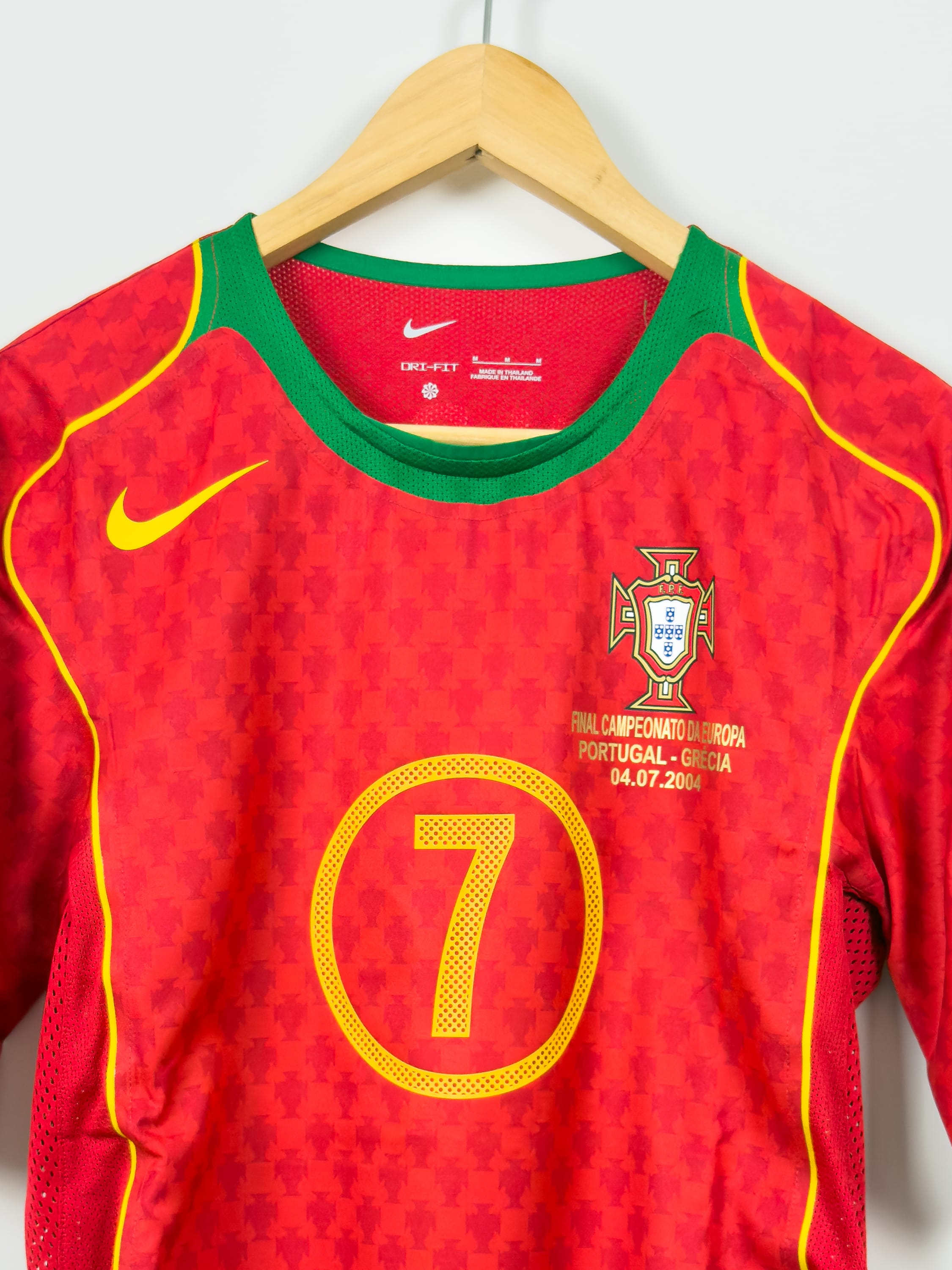 Portugal Euro 2004 Home (M) FIGO #7
