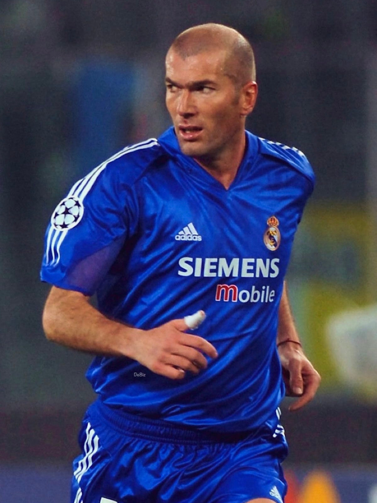 Real Madrid 2004/05 Third (L) ZIDANE #5