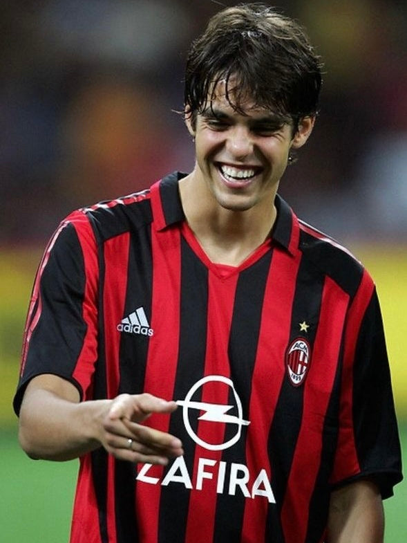 AC Milan 2005/06 Home (S) KAKÁ #22