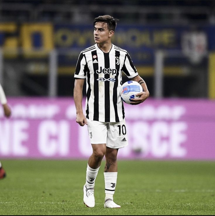 Maillot Juventus 2021/22 Home (L) DYBALA #10