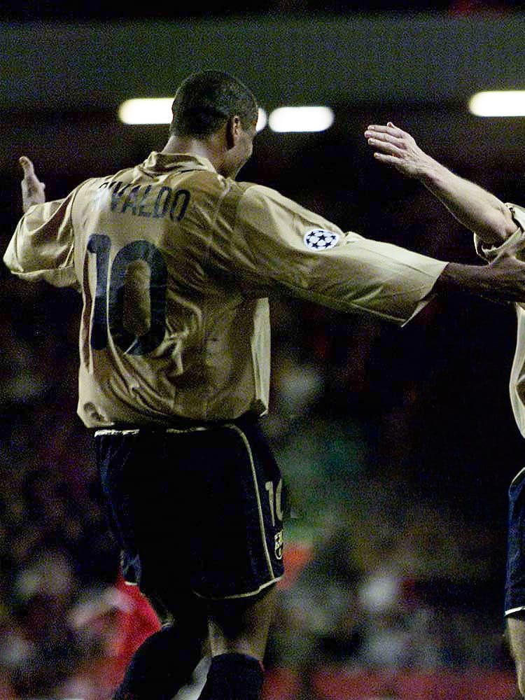 Maillot FC Barcelona 2001/02 Away (L) RIVALDO #10