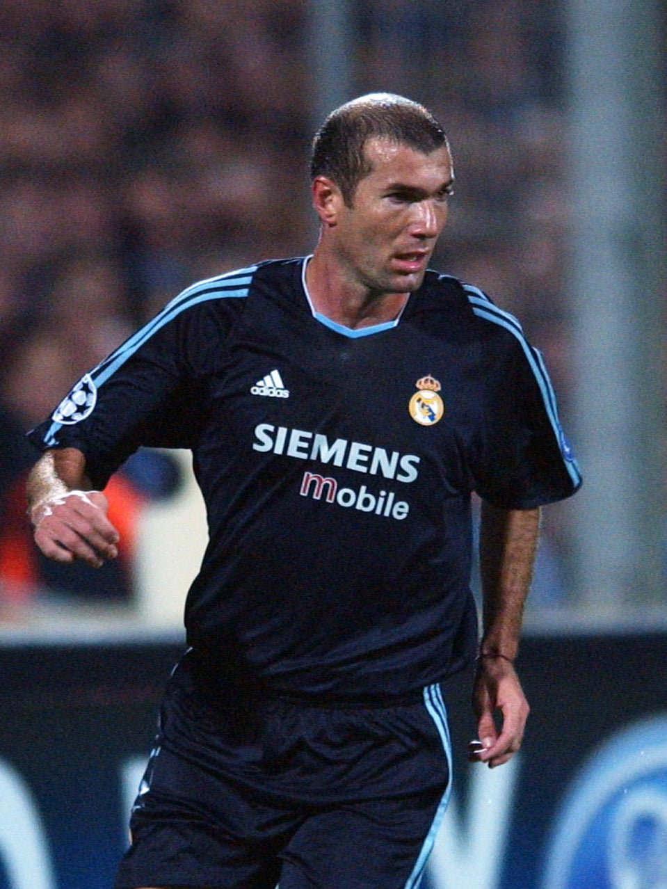 Real Madrid 2003/04 Away (L) ZIDANE #5