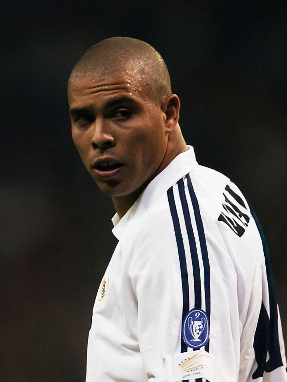 Real Madrid 2002/03 Home (M) RONALDO #11 - Player Issue L/S