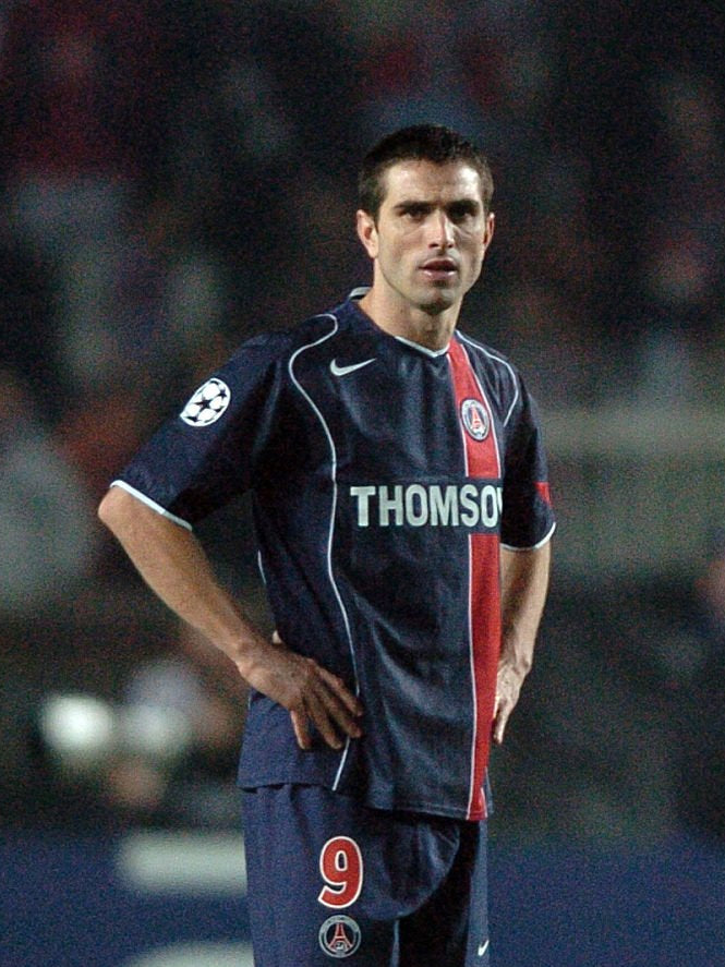 PSG 2004/05 Home (L) PAULETA #9